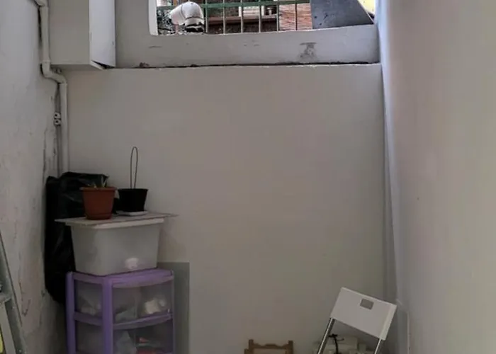 Il Loft Di Titti Particolare Open Space Wifi Free * ジェノヴァ